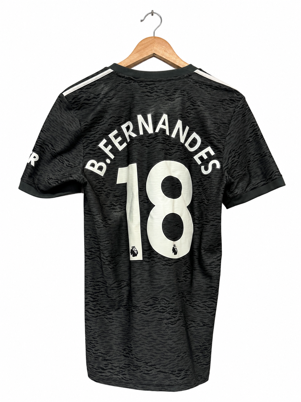 Manchester United 2020/21 uitshirt maat S met Bruno Fernandes #18, achterkant