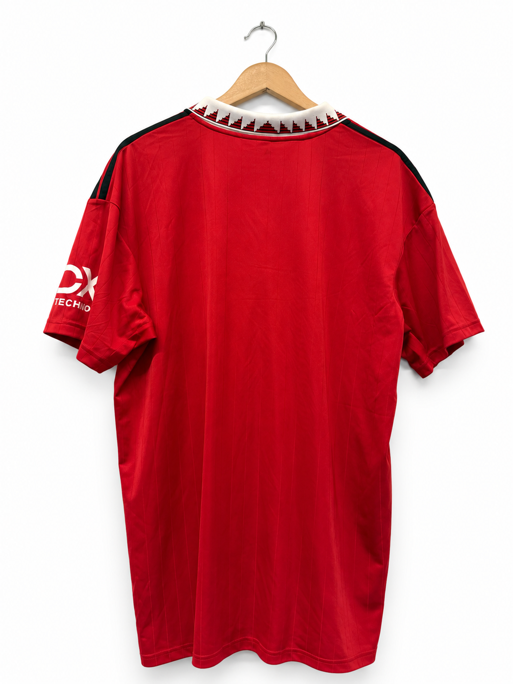 Manchester United 2022/23 thuisshirt maat XL, achterkant